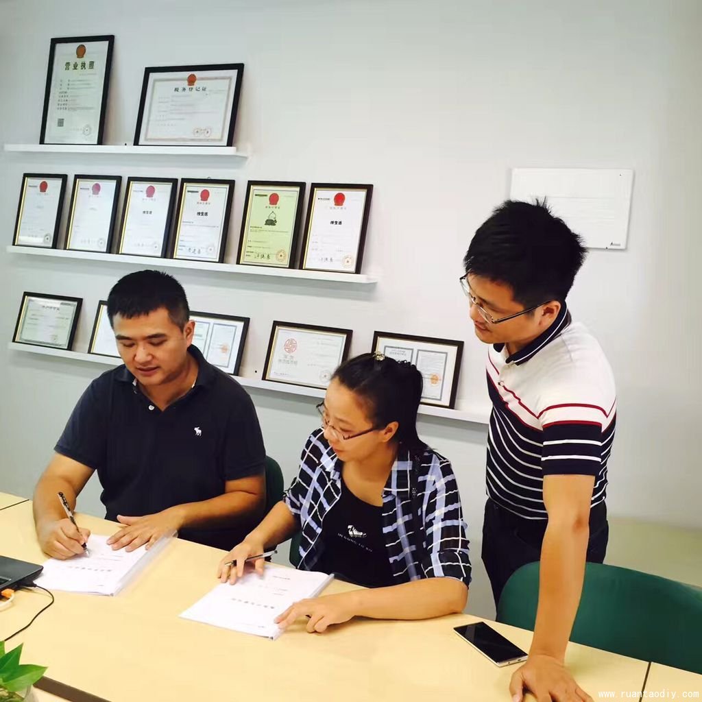 黃店長(zhǎng)成功加盟陶指藝創(chuàng)意手工館（圖）_5