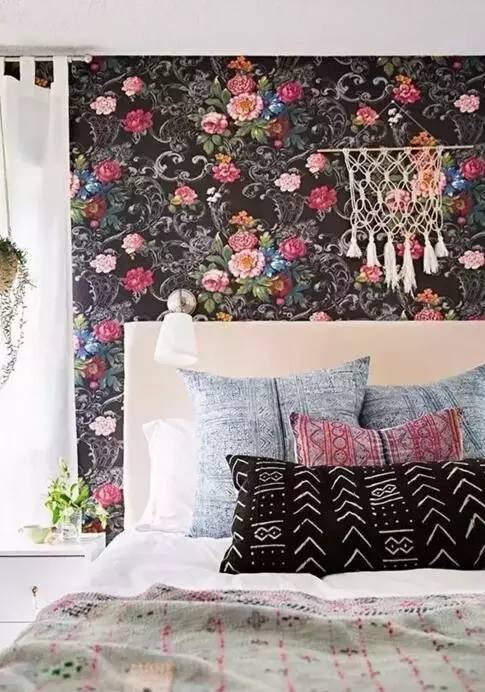 丑的墻體彩繪什么樣？神級(jí)彩繪能讓家變身奇幻森林（圖）_10