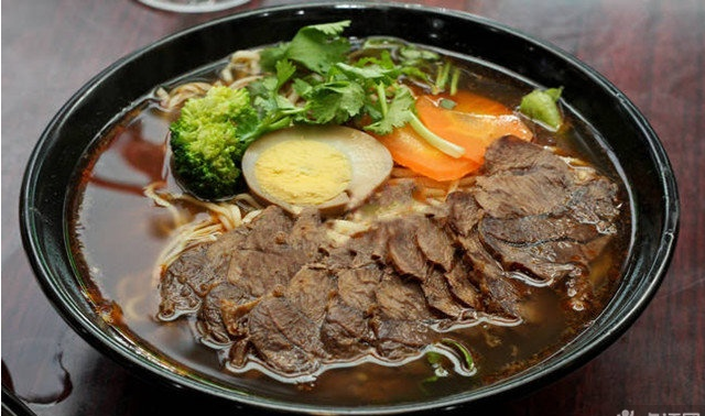 湖南哪里有牛肉面技術(shù)學(xué)(圖)_3