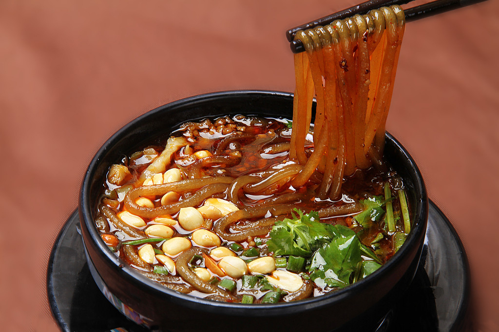 哪里有酸辣粉學，酸辣粉培訓（圖）_3