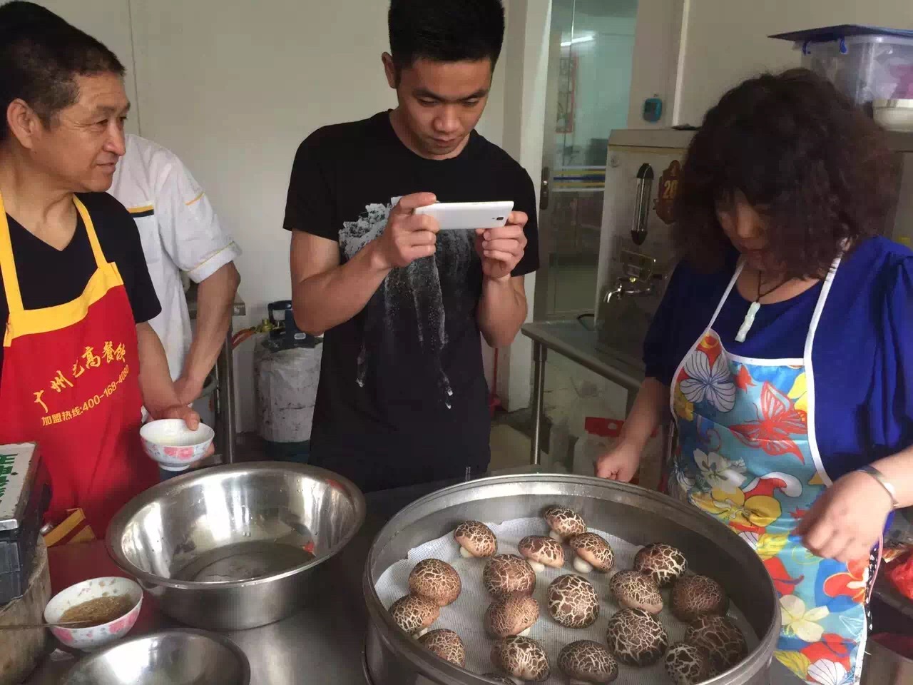 廣東培訓(xùn)特色包子技術(shù)的地方（圖）_1