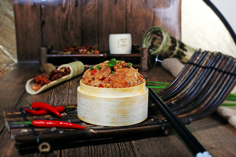 讓傳統(tǒng)美食散發(fā)獨特魅力的蹺腳牛肉（圖）_1