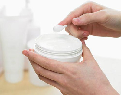 護膚品開蓋后能用多久？化妝品OEM廠家揭秘（圖）_2