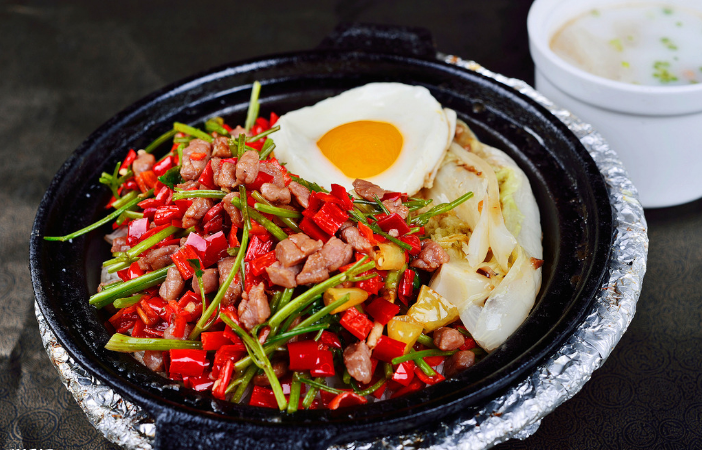 哪里有煲仔飯技術(shù)學(xué)（圖）_1