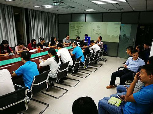 【德犬手機(jī)門鎖】開會(huì)沒玩手機(jī)被老板批評(píng)了，藍(lán)瘦…香菇…（圖）_2