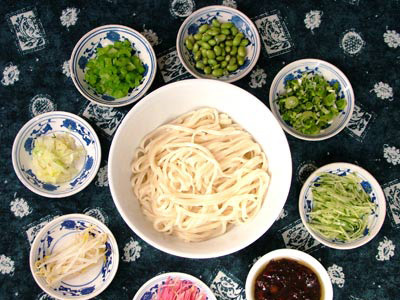 炸醬面技術(shù)哪里有學(xué) 學(xué)做炸醬面（圖）_1