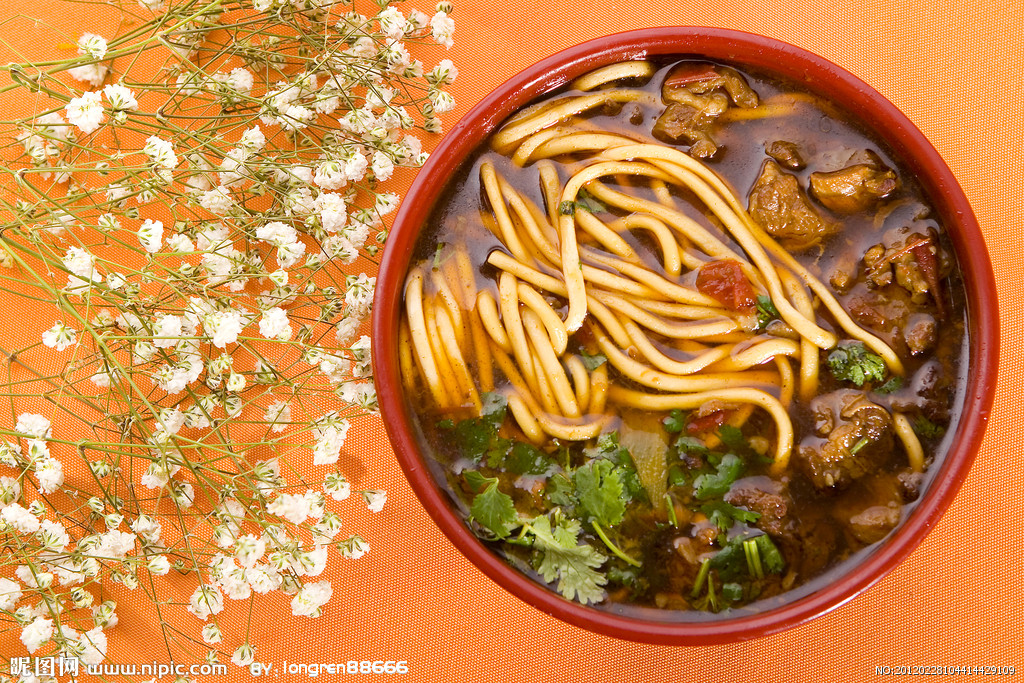 正宗某個(gè)時(shí)間私房牛肉面加盟總部_1