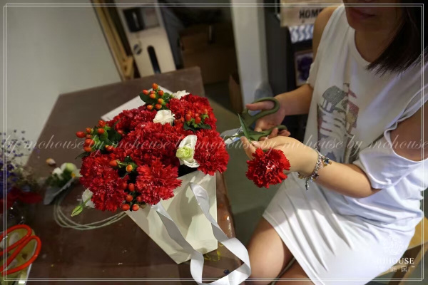 墨飾居創(chuàng)意花店給你的生活帶來(lái)無(wú)限驚喜（圖）_3