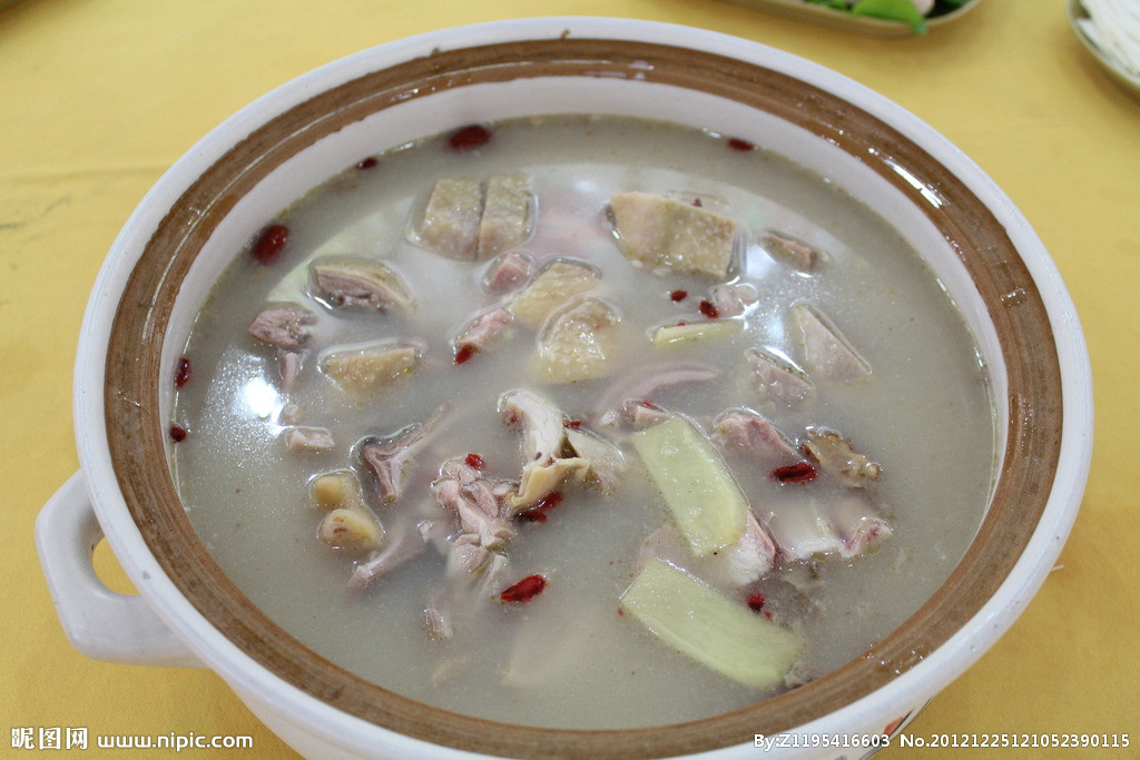 廣東豬肚煲雞的做法培訓(xùn)，哪里能學(xué)豬肚雞技術(shù)（圖）_1