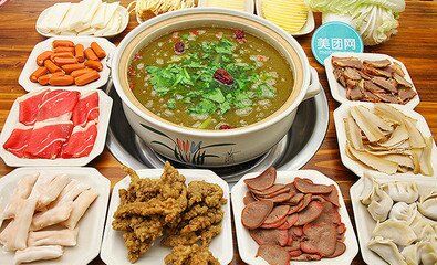 蹺腳牛肉加盟，“頑?！辈粩嚅_拓創(chuàng)新！_1