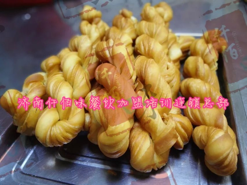 開檔口脆皮軟麻花加盟店真的賺錢嗎在哪里培訓(xùn)做法，幾天能學(xué)會臺灣奶香脆皮麻花_1