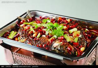 廣州哪里有重慶烤魚學(xué)，廚煌專業(yè)烤魚培訓(xùn)班（圖）_1