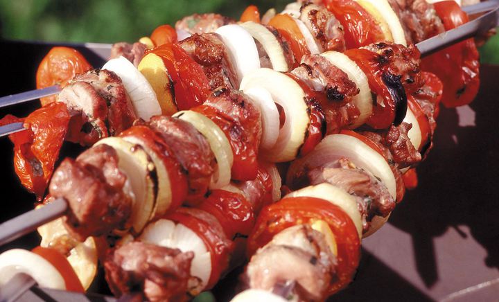 北京某個(gè)時(shí)間無煙燒烤店加盟總部_1