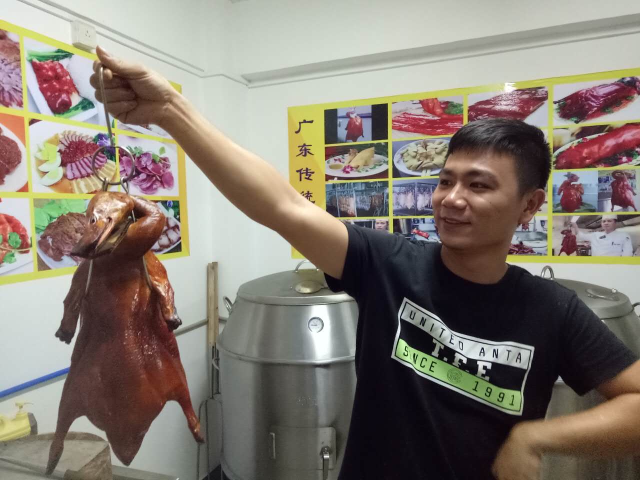 廣州哪里有正宗燒臘技術培訓 學做特色燒臘技術（圖）_1