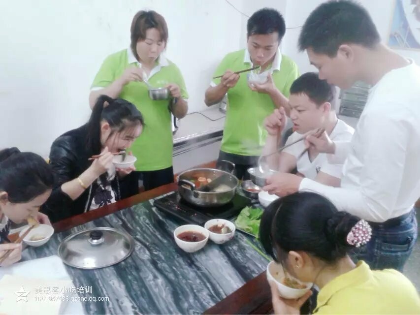 學(xué)做麻辣燙，廚煌一對一培訓(xùn)（圖）_5