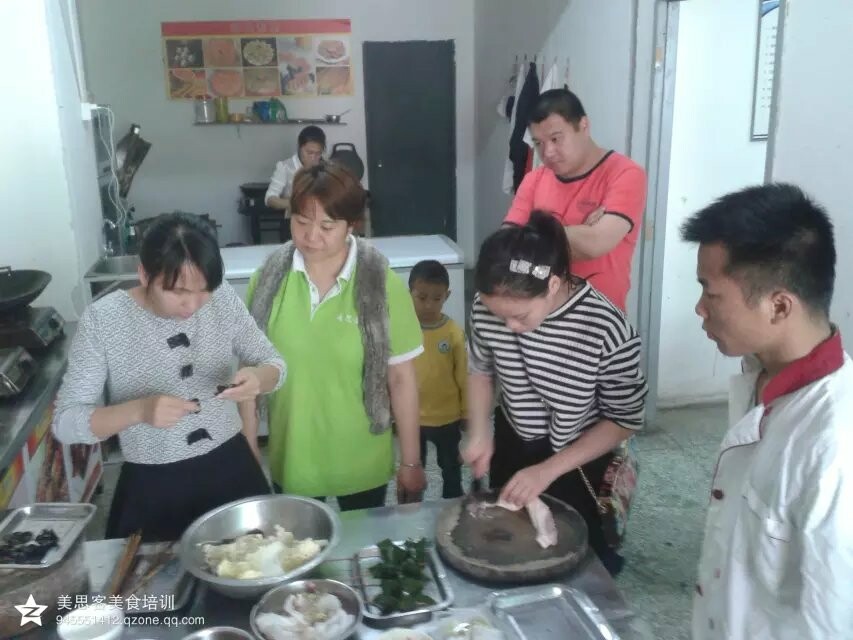 學(xué)做麻辣燙，廚煌一對一培訓(xùn)（圖）_12