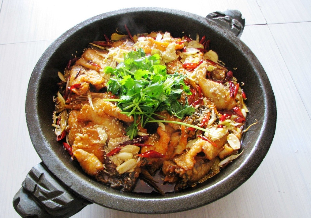 廣州哪里學(xué)石鍋魚比較好，廚煌專業(yè)培訓(xùn)（圖）_1