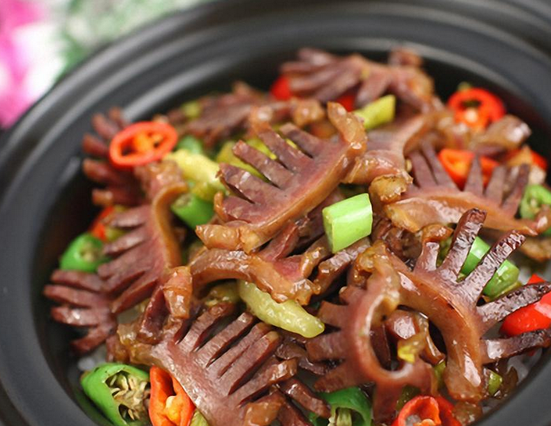 廣州哪里有煲仔飯學 正宗廣式煲仔飯技術培訓（圖）_1