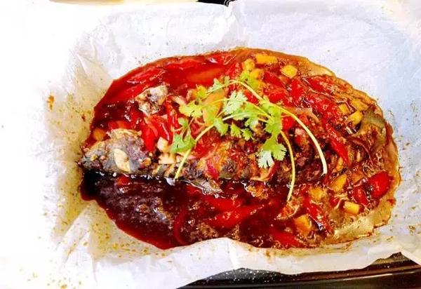 可以學(xué)正宗紙包魚技術(shù)的地方（圖）_2