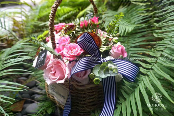 墨飾居創(chuàng)意花店為您構(gòu)建小花房（圖）_1