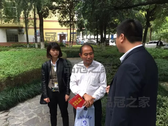 【涓涓行動】大火無情，品冠有愛－－-品冠之家慰問六安14歲少年呂亮亮（圖）_6
