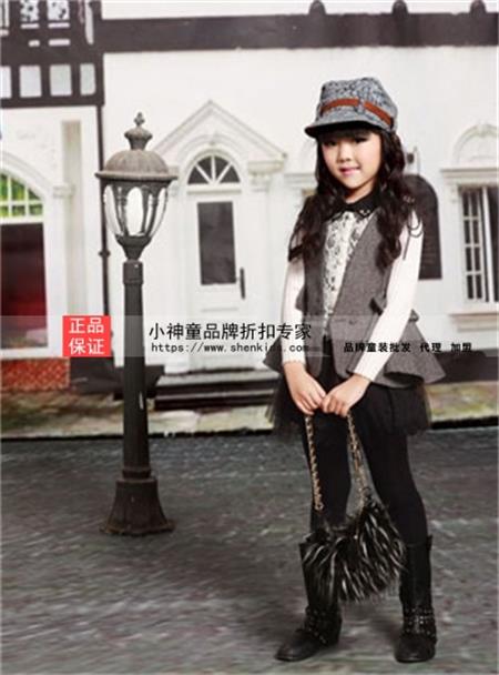 小神童童裝品牌折扣店_2