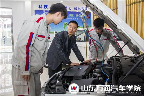 學(xué)技術(shù)去山東萬通汽修學(xué)校（圖）_4