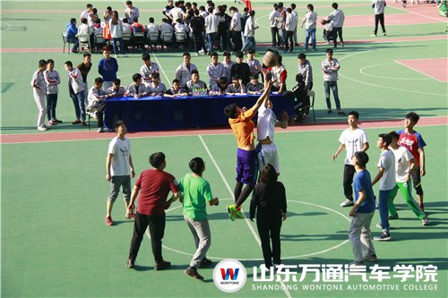 男生学汽修学校怎么样（图）_2