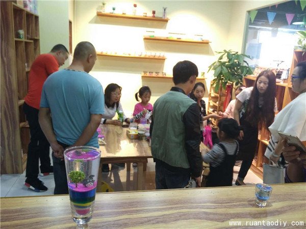 陶指藝韓店長的DIY店國慶活動(dòng)圖片（圖）_2