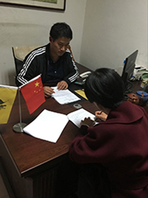 熱烈祝賀連云港風光地產(chǎn)首個加盟店合作成立（圖）_1