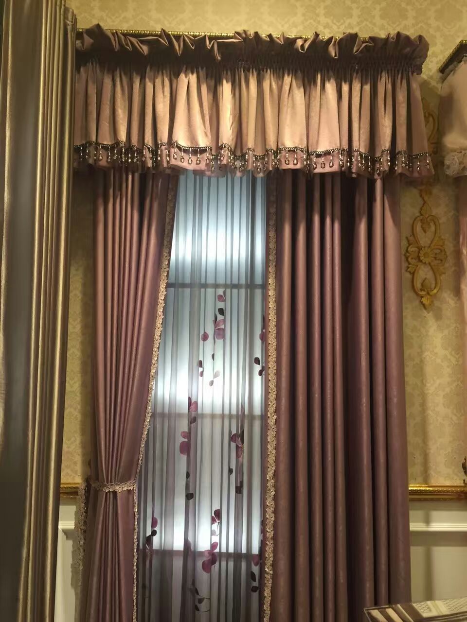 如何應(yīng)對(duì)窗簾連鎖店的“春夏秋冬”?（圖）_4