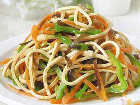 學(xué)做涼拌菜技術(shù)要多少錢？哪里有涼菜技術(shù)培訓(xùn)（圖）_1