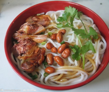 鹵粉制作 哪能學(xué)早餐鹵粉技術(shù)（圖）_1