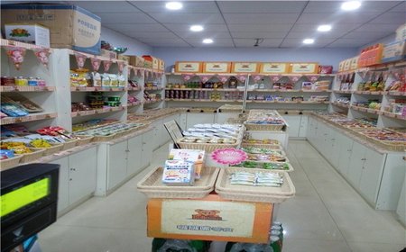 啵啵嘴零食加盟品牌信息_2