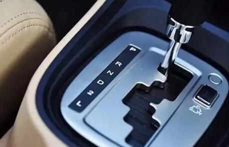 冠軍汽修連鎖教你7種方法預(yù)防積碳（圖）_3