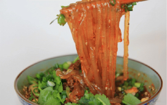 北京西單曉富酸辣粉連鎖招商加盟代理,曉富酸辣粉加盟需要多少錢_1