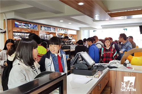 飲品店加盟是當(dāng)前飲品市場的時(shí)髦_2