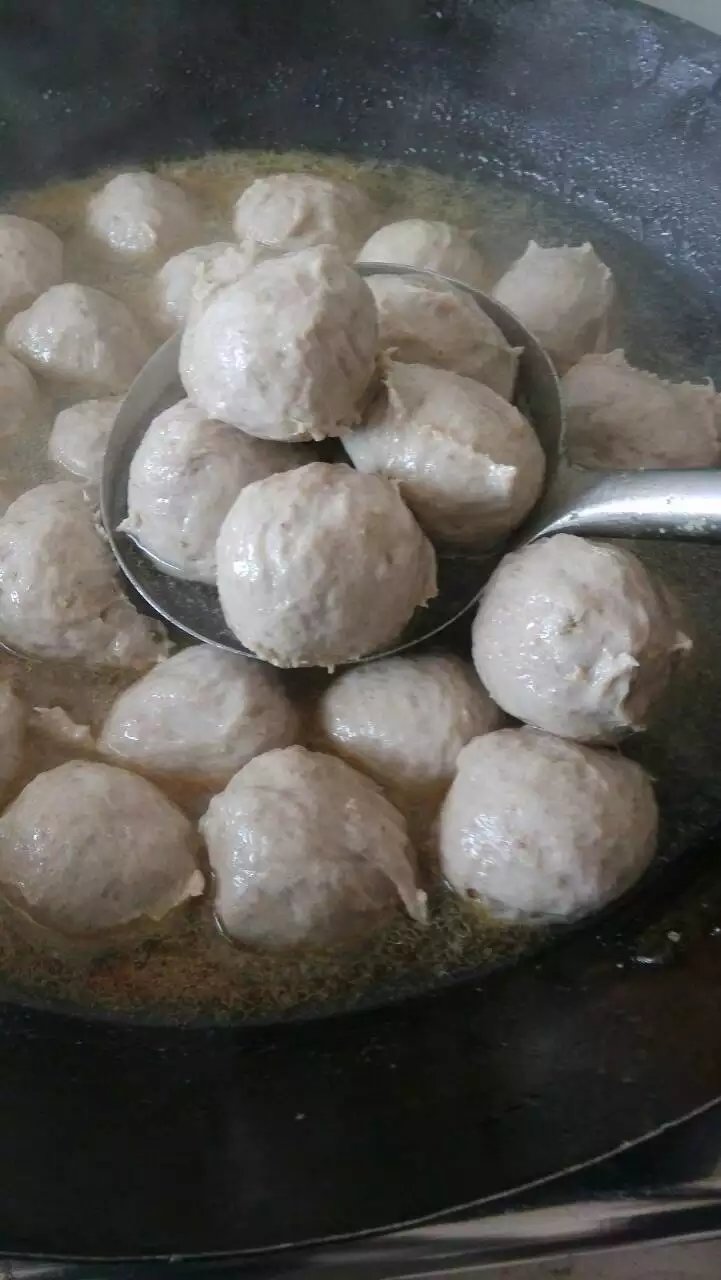 哪里學(xué)做潮汕肉丸，味之興潮汕肉丸制作培訓(xùn)（圖）_2