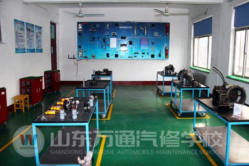 山東萬通教學(xué)場所6S管理評比啟動（圖）_1