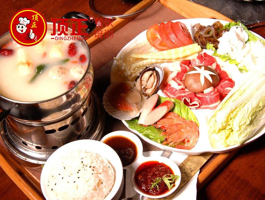 特色小火鍋技術(shù)哪里有學(xué)，廣州火鍋培訓(xùn)（圖）_2