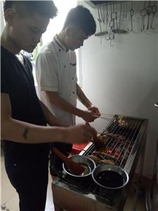 深圳學(xué)燒烤哪里正宗，學(xué)燒烤技術(shù)哪里培訓(xùn)（圖）_3