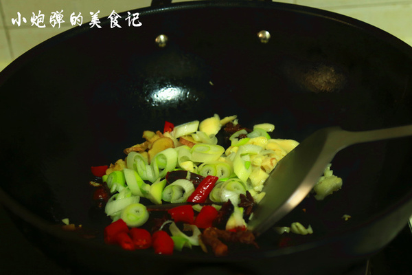 哪里可以學(xué)醬汁排骨，湖南香辣醬汁排骨培訓(xùn)（圖）_6