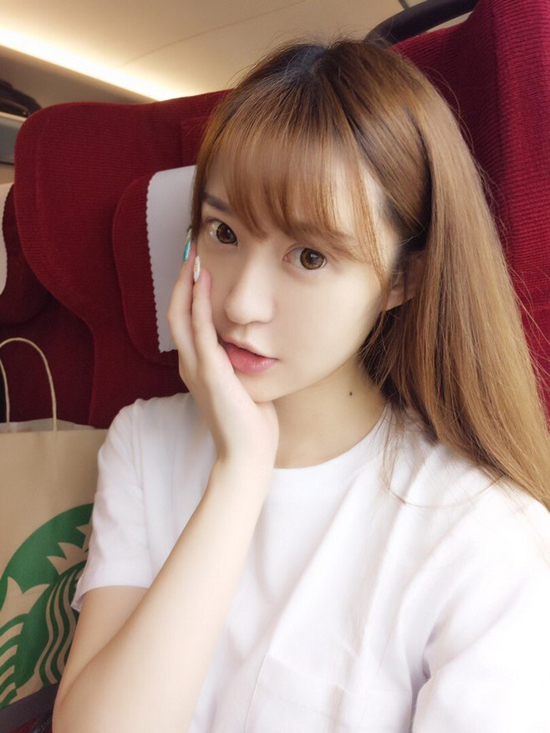 歐菲兒彩色美瞳喜歡你的所有（圖）_1