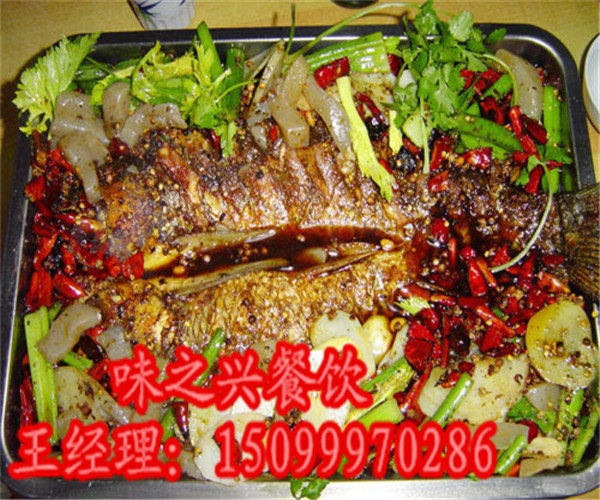 哪里學(xué)習(xí)萬州烤魚，萬州烤魚培訓(xùn)一般多少（圖）_1
