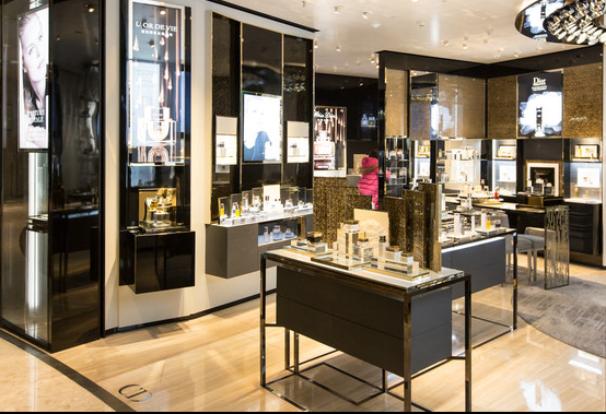 經(jīng)營(yíng)化妝品加盟店，為什么你的生意不如別人？_1