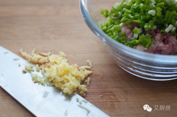 哪里可以學(xué)做鍋貼，湖南鍋貼技術(shù)培訓(xùn)（圖）_3