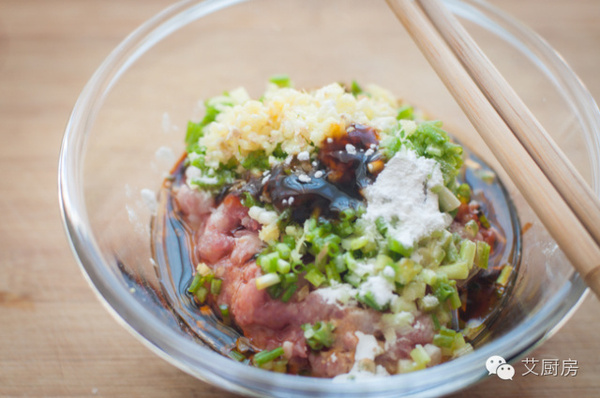 哪里可以學(xué)做鍋貼，湖南鍋貼技術(shù)培訓(xùn)（圖）_4