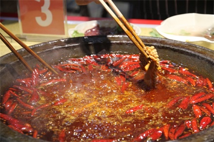 想加盟重慶火鍋，哪家重慶老火鍋好？_3