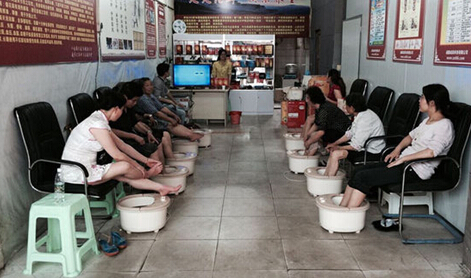 哪里有十元足浴店加盟的足浴保健養(yǎng)生行業(yè)加盟(圖)_1