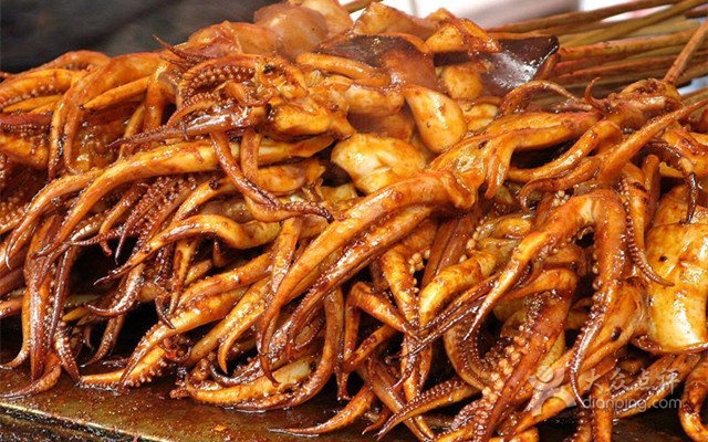 佛山學(xué)鐵板魷魚技術(shù)哪里好 學(xué)鐵板魷魚培訓(xùn)哪里正宗（圖）_1